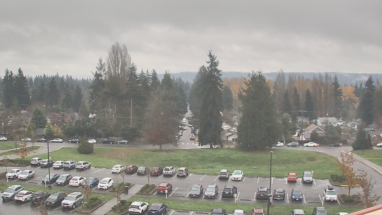 Thumbnail for current weather camera view from Shorecrest HS in Shoreline, Washington