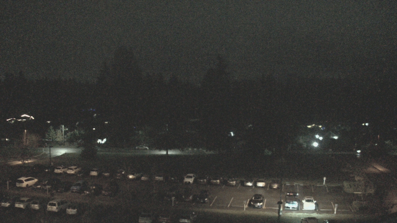 Thumbnail for current weather camera view from Shorecrest HS in Shoreline, Washington