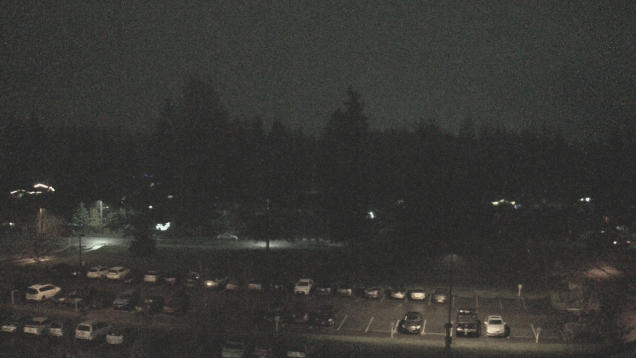 Thumbnail for current weather camera view from Shorecrest HS in Shoreline, Washington