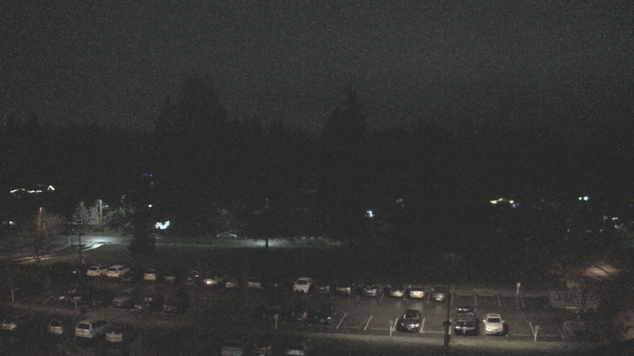 Thumbnail for current weather camera view from Shorecrest HS in Shoreline, Washington
