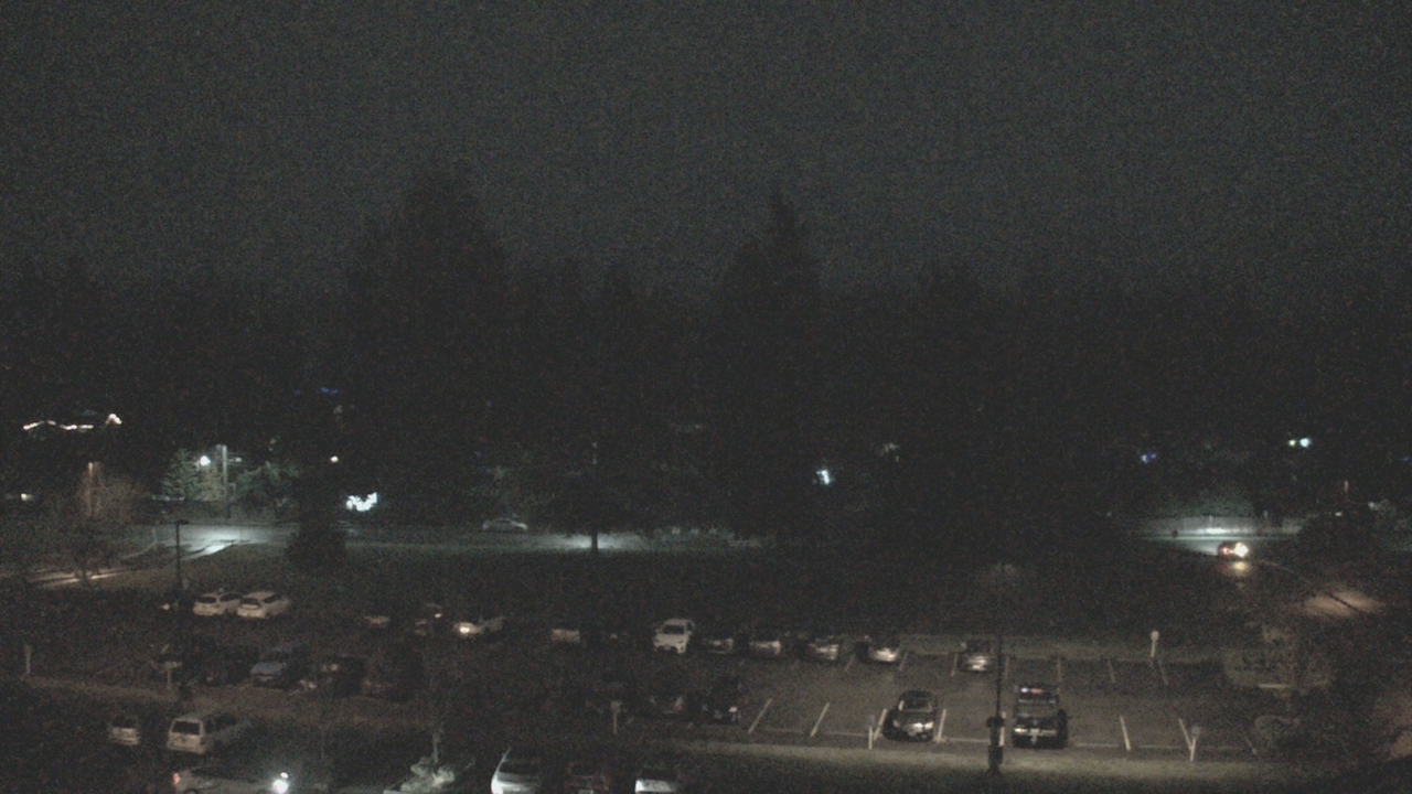 Thumbnail for current weather camera view from Shorecrest HS in Shoreline, Washington