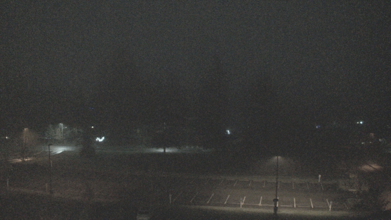 Thumbnail for current weather camera view from Shorecrest HS in Shoreline, Washington