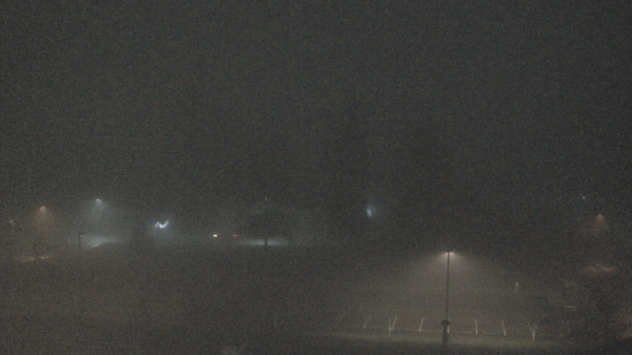 Thumbnail for current weather camera view from Shorecrest HS in Shoreline, Washington