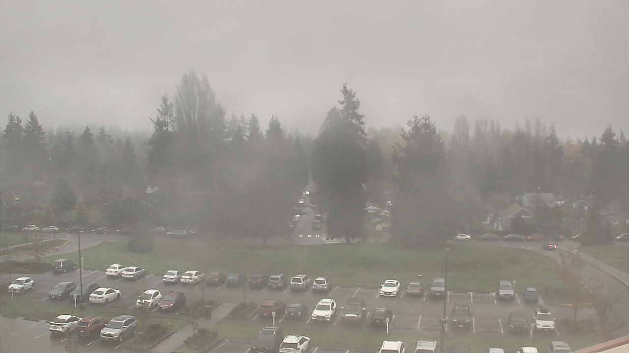 Thumbnail for current weather camera view from Shorecrest HS in Shoreline, Washington