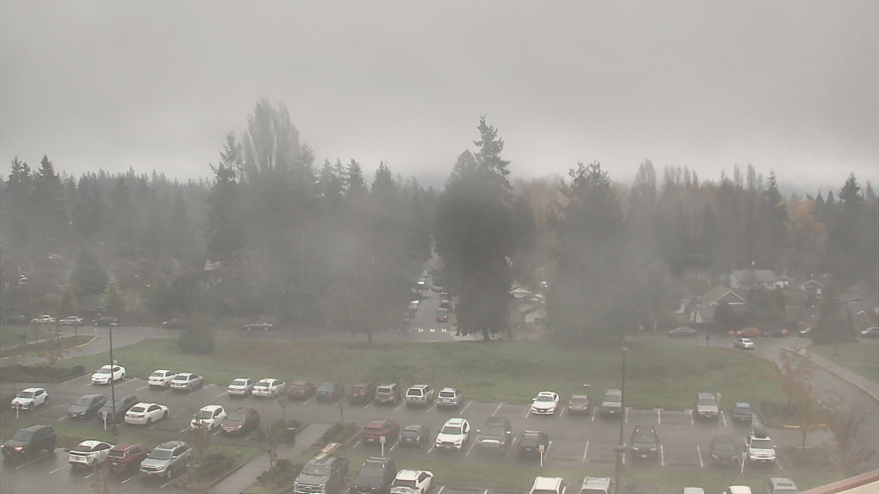 Thumbnail for current weather camera view from Shorecrest HS in Shoreline, Washington