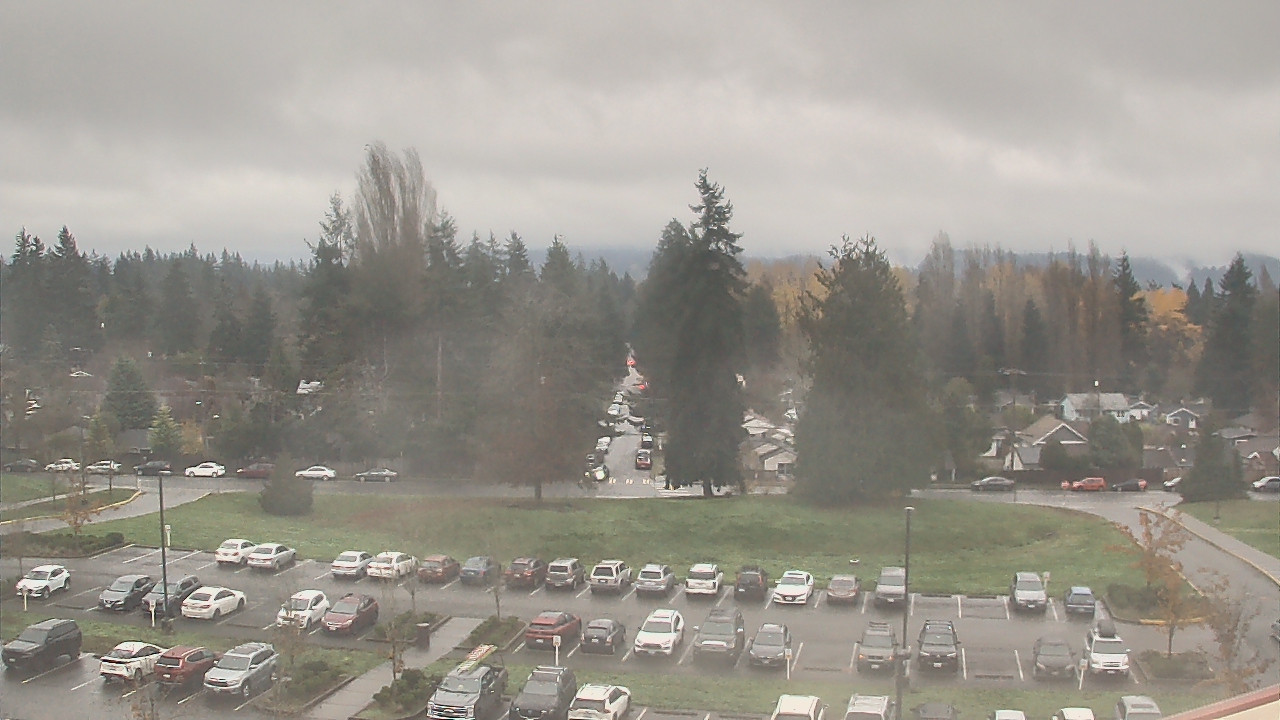 Thumbnail for current weather camera view from Shorecrest HS in Shoreline, Washington