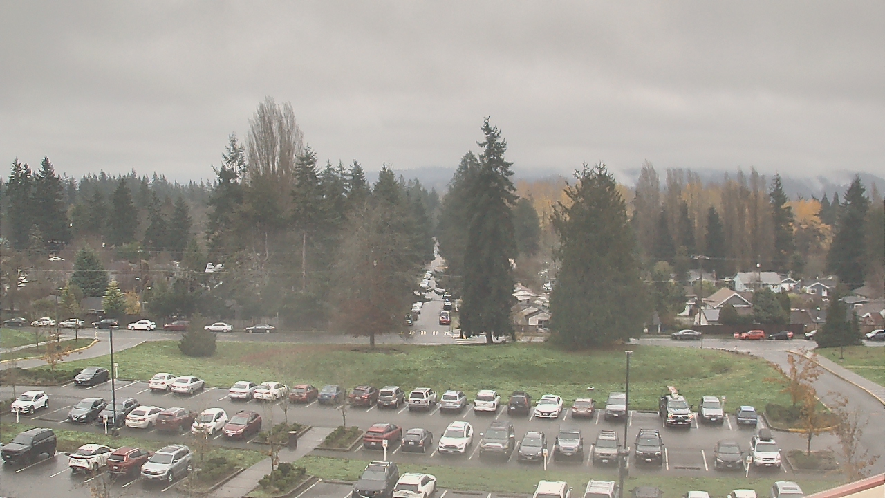 Thumbnail for current weather camera view from Shorecrest HS in Shoreline, Washington