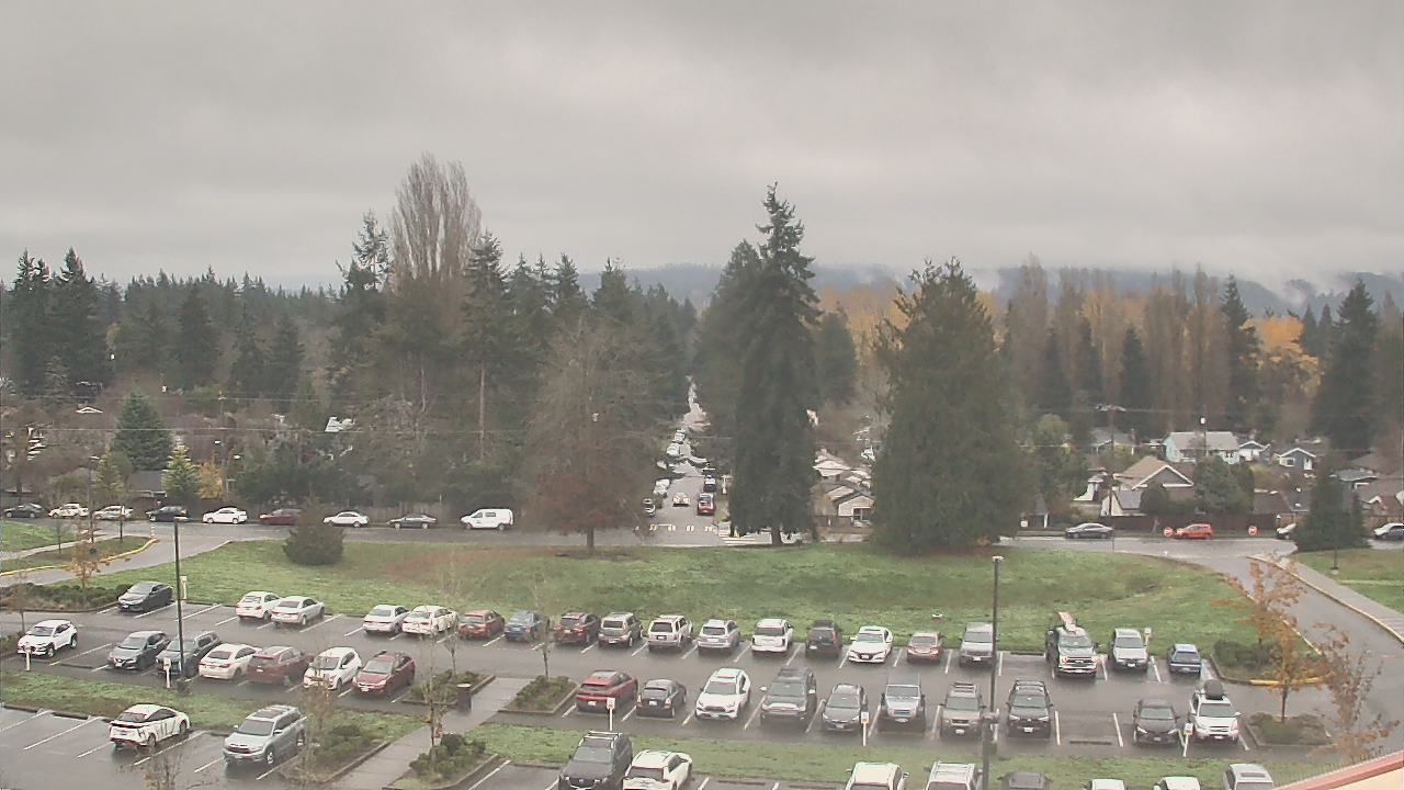 Thumbnail for current weather camera view from Shorecrest HS in Shoreline, Washington