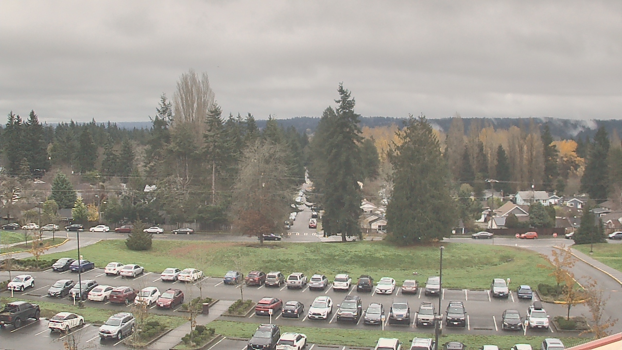 Thumbnail for current weather camera view from Shorecrest HS in Shoreline, Washington