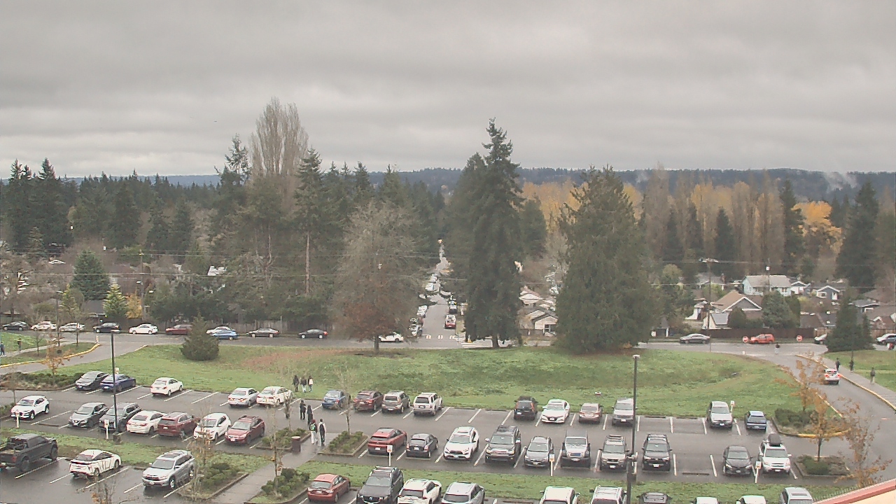 Thumbnail for current weather camera view from Shorecrest HS in Shoreline, Washington