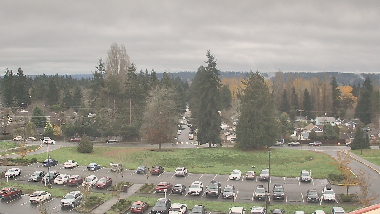 Thumbnail for current weather camera view from Shorecrest HS in Shoreline, Washington
