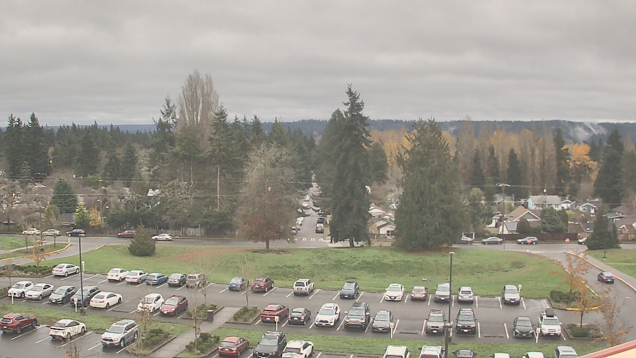 Thumbnail for current weather camera view from Shorecrest HS in Shoreline, Washington