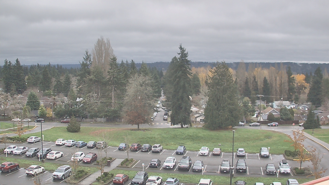 Thumbnail for current weather camera view from Shorecrest HS in Shoreline, Washington