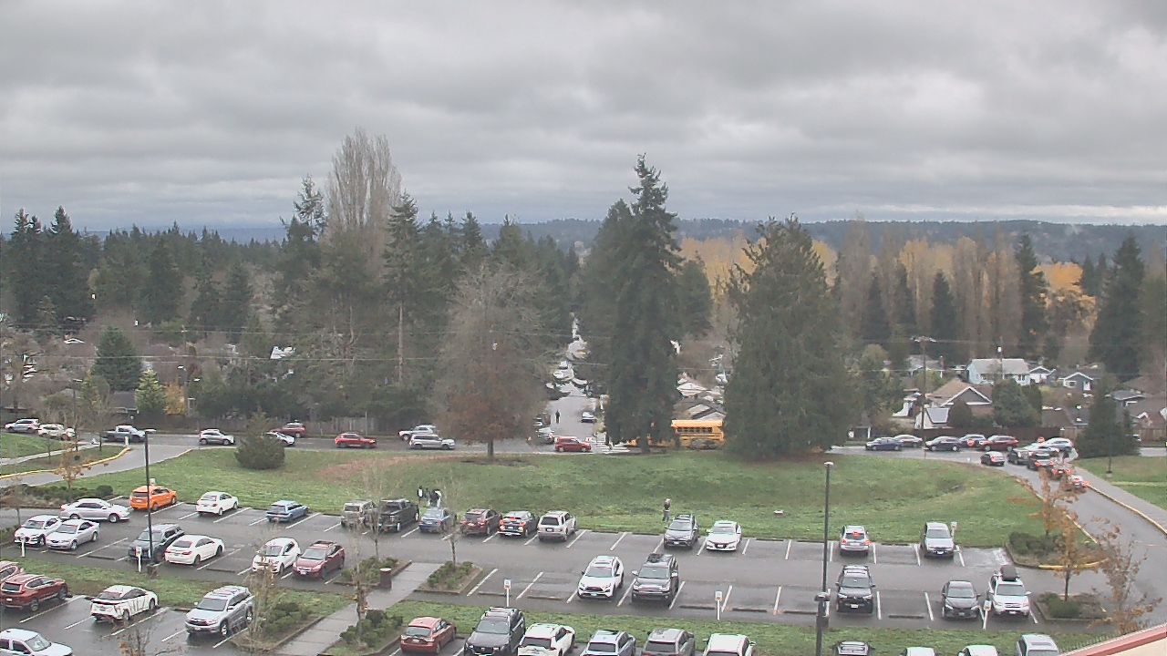Thumbnail for current weather camera view from Shorecrest HS in Shoreline, Washington