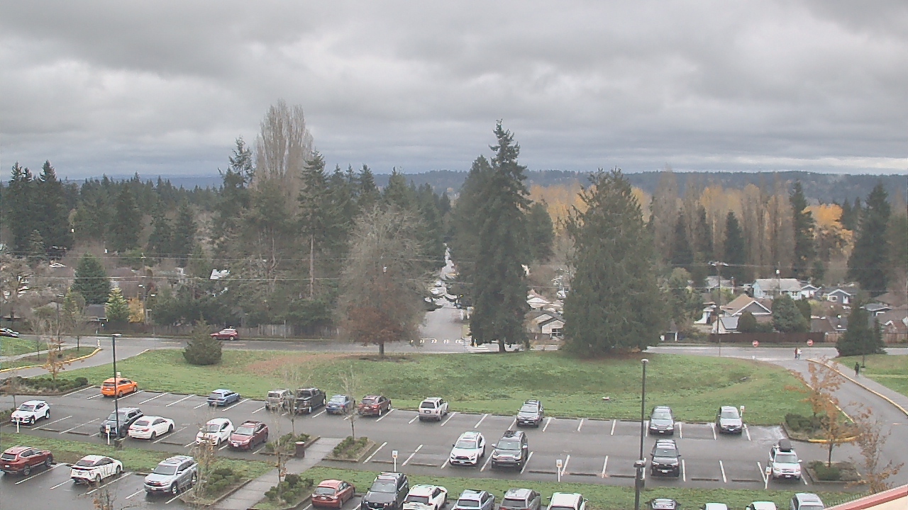 Thumbnail for current weather camera view from Shorecrest HS in Shoreline, Washington