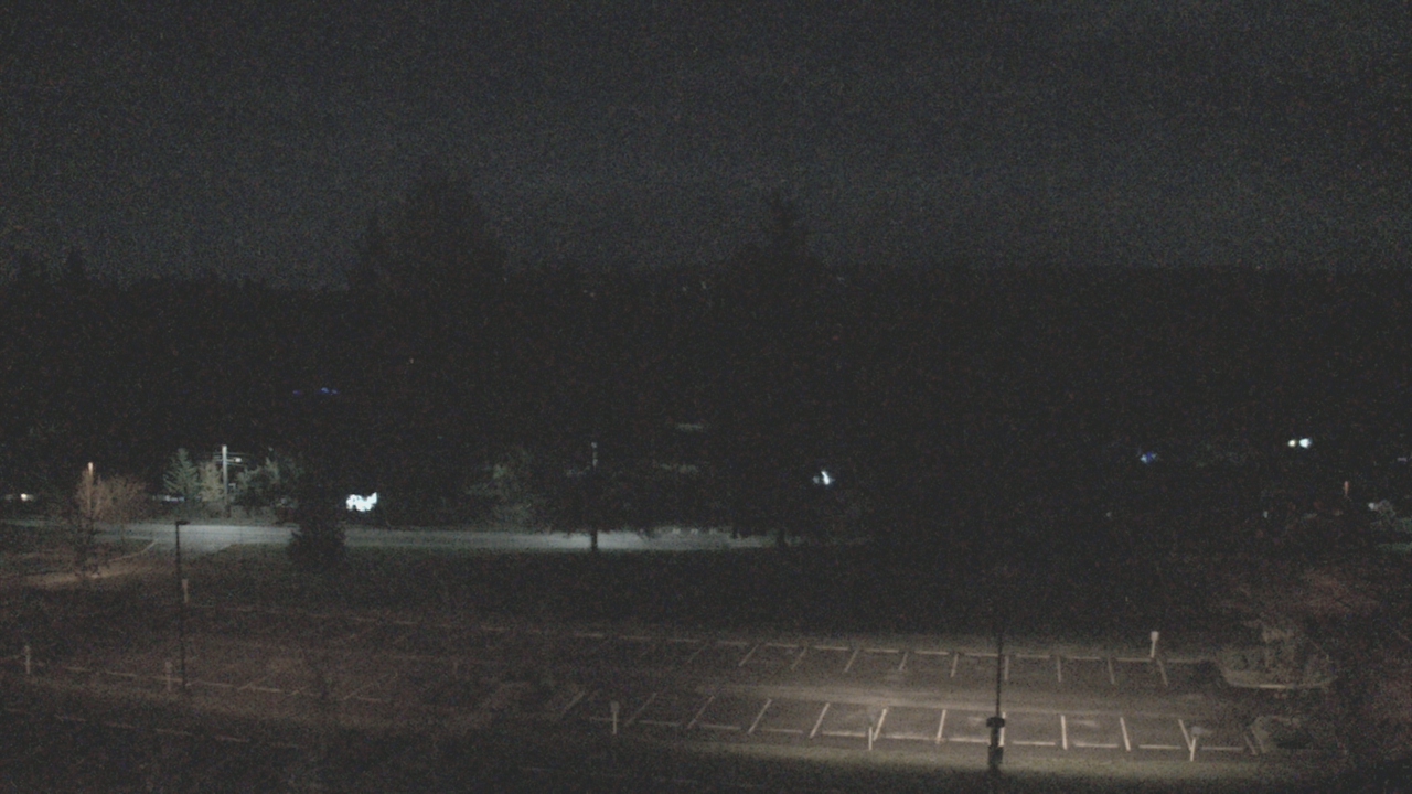 Thumbnail for current weather camera view from Shorecrest HS in Shoreline, Washington