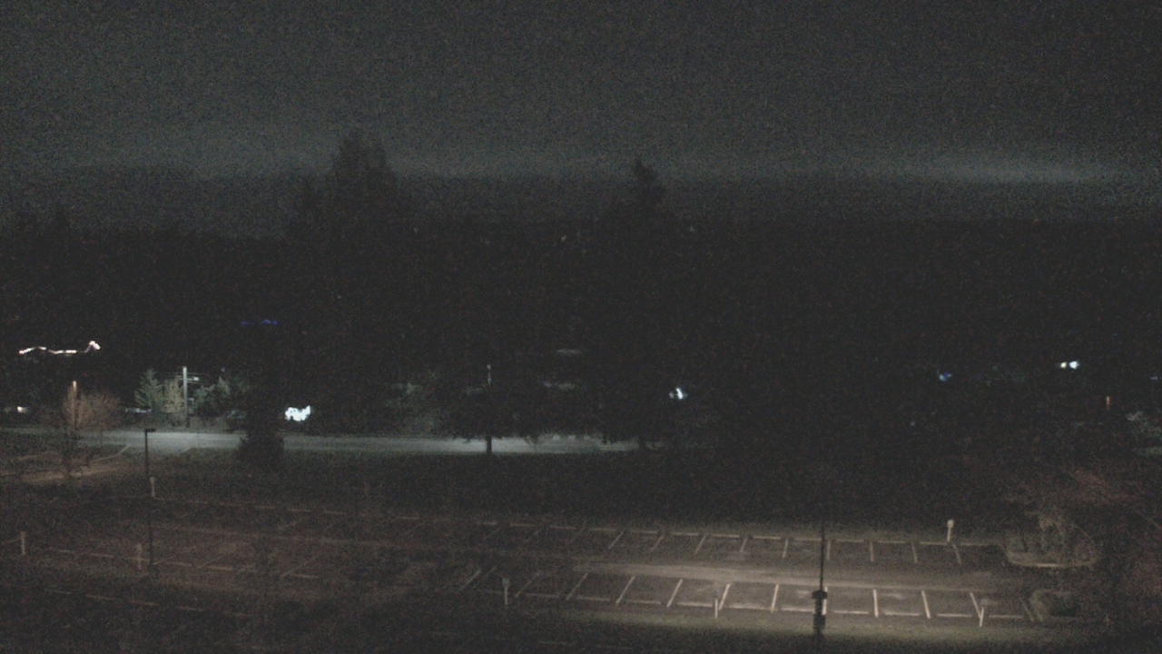 Thumbnail for current weather camera view from Shorecrest HS in Shoreline, Washington