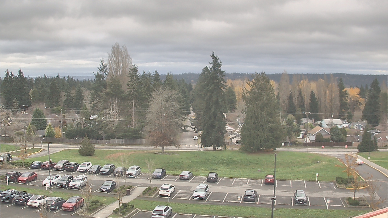 Thumbnail for current weather camera view from Shorecrest HS in Shoreline, Washington