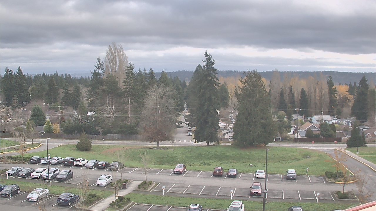 Thumbnail for current weather camera view from Shorecrest HS in Shoreline, Washington