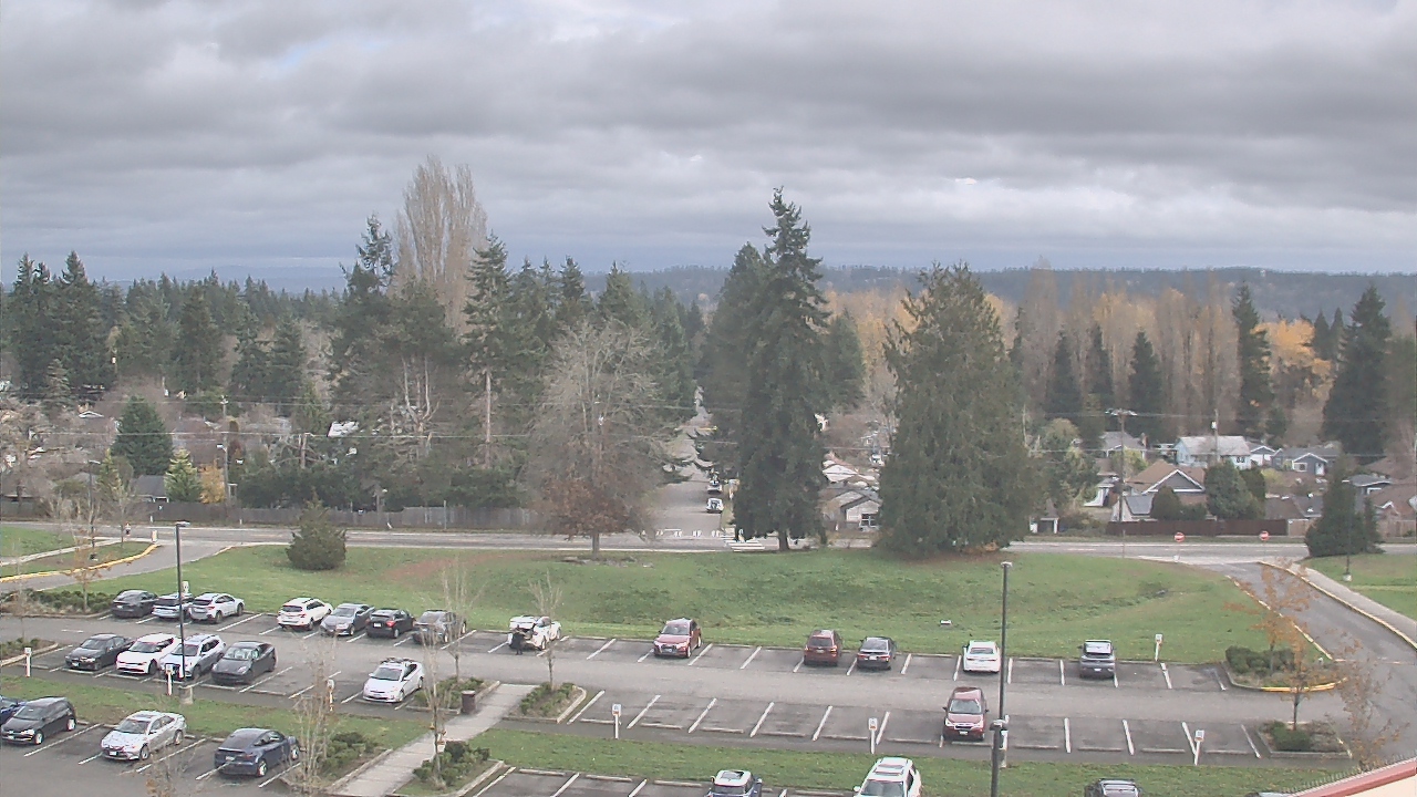 Thumbnail for current weather camera view from Shorecrest HS in Shoreline, Washington