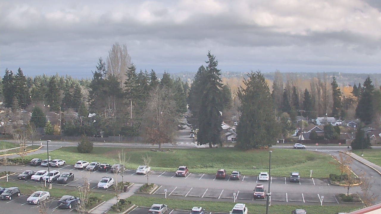 Thumbnail for current weather camera view from Shorecrest HS in Shoreline, Washington