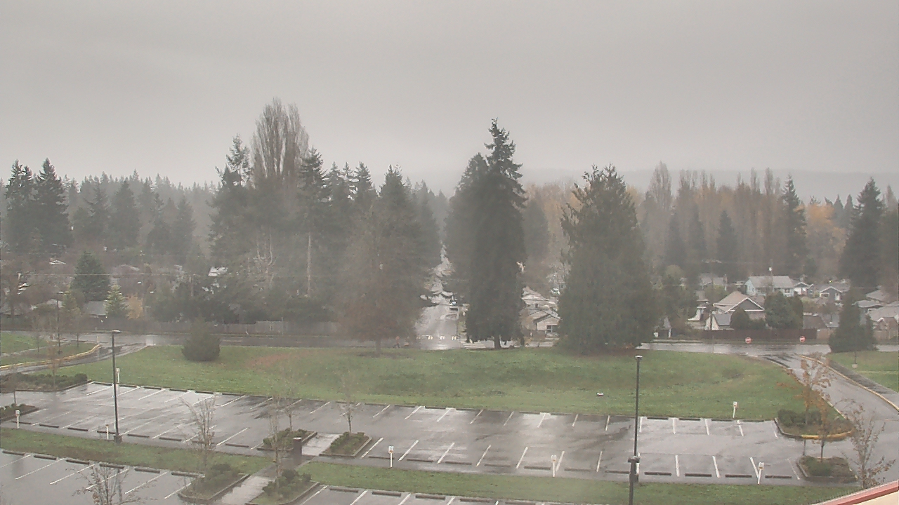 Thumbnail for current weather camera view from Shorecrest HS in Shoreline, Washington