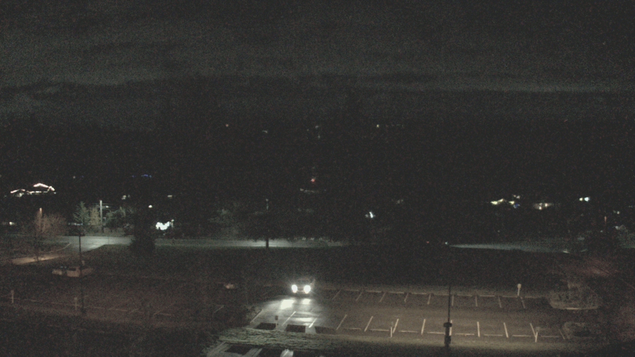 Thumbnail for current weather camera view from Shorecrest HS in Shoreline, Washington