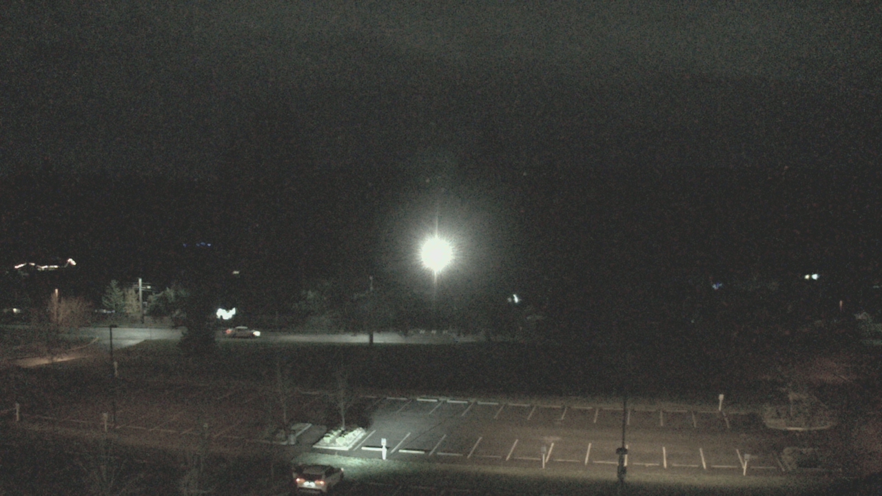 Thumbnail for current weather camera view from Shorecrest HS in Shoreline, Washington