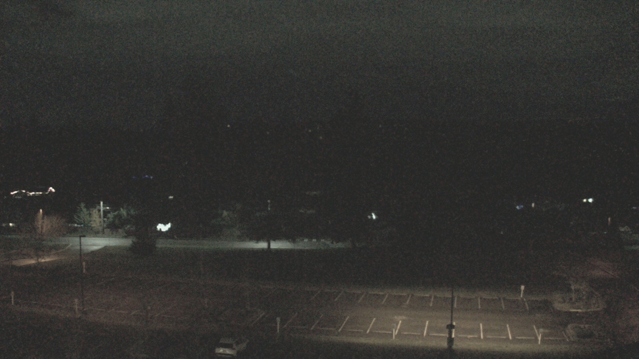 Thumbnail for current weather camera view from Shorecrest HS in Shoreline, Washington