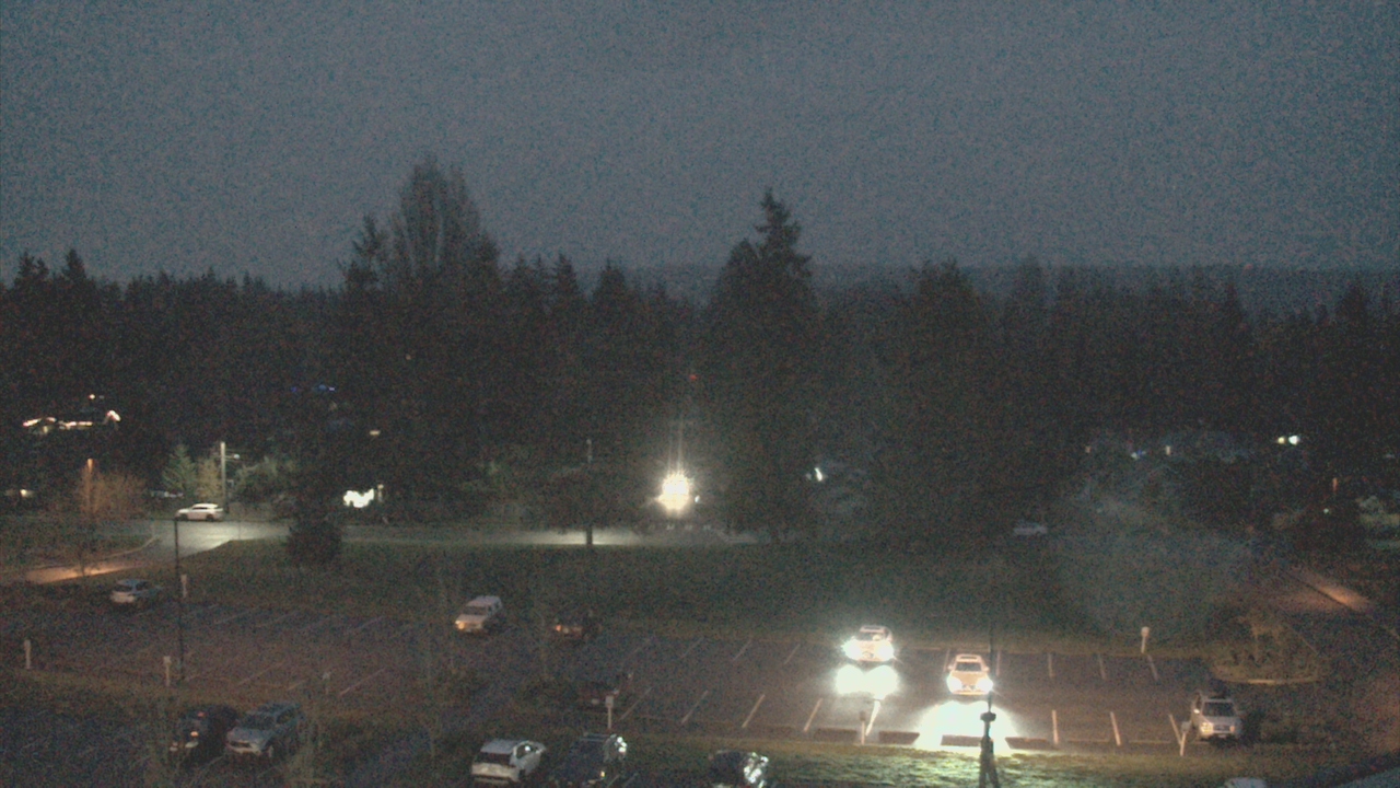 Thumbnail for current weather camera view from Shorecrest HS in Shoreline, Washington