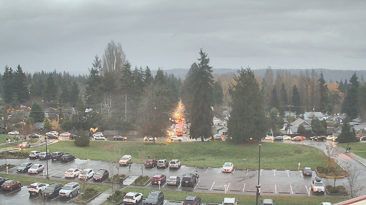 Thumbnail for current weather camera view from Shorecrest HS in Shoreline, Washington