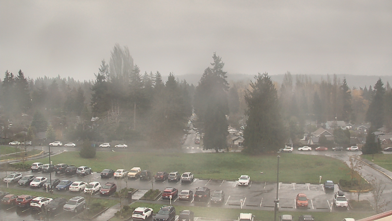 Thumbnail for current weather camera view from Shorecrest HS in Shoreline, Washington