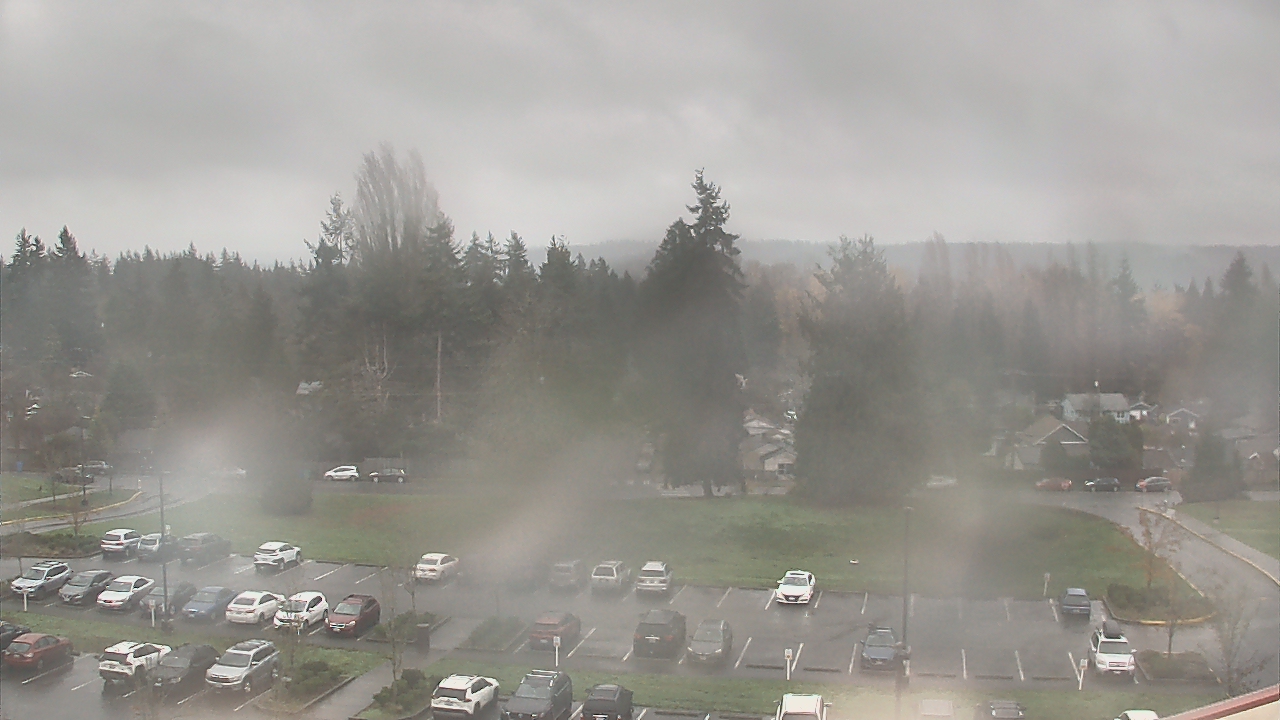 Thumbnail for current weather camera view from Shorecrest HS in Shoreline, Washington