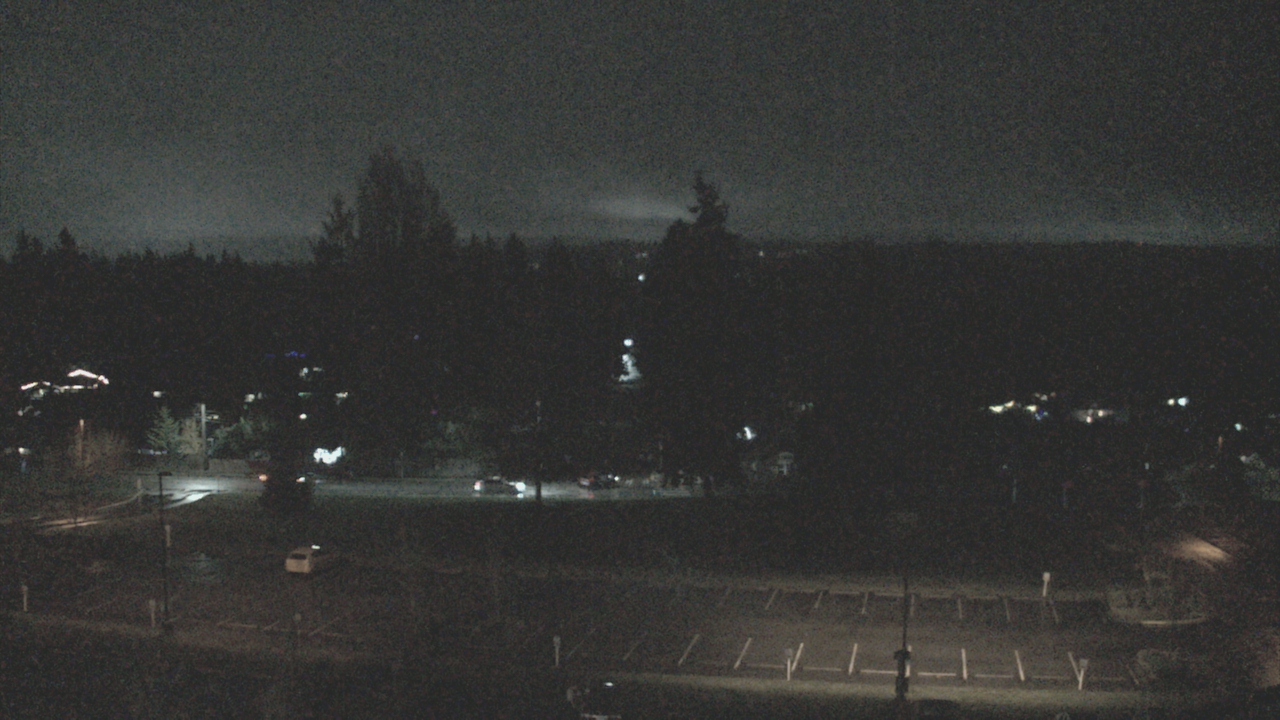 Thumbnail for current weather camera view from Shorecrest HS in Shoreline, Washington
