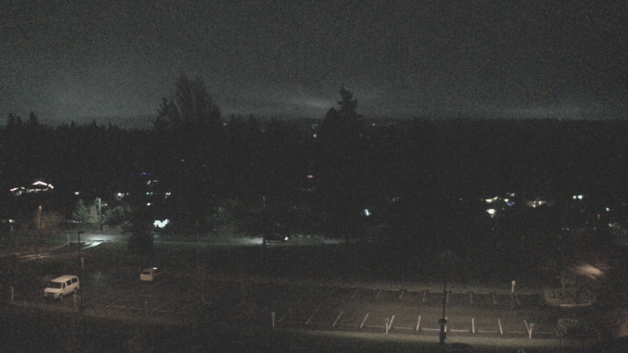 Thumbnail for current weather camera view from Shorecrest HS in Shoreline, Washington