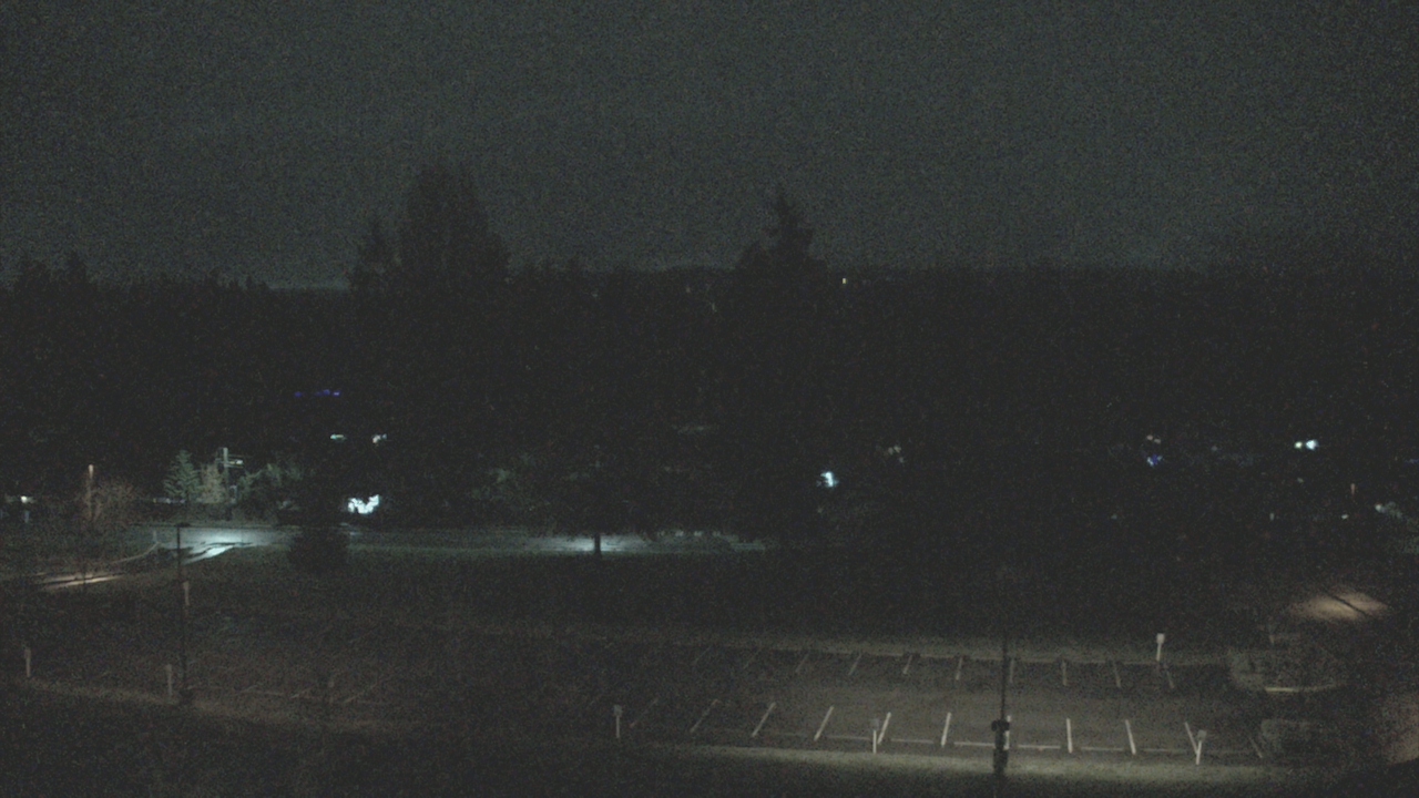 Thumbnail for current weather camera view from Shorecrest HS in Shoreline, Washington