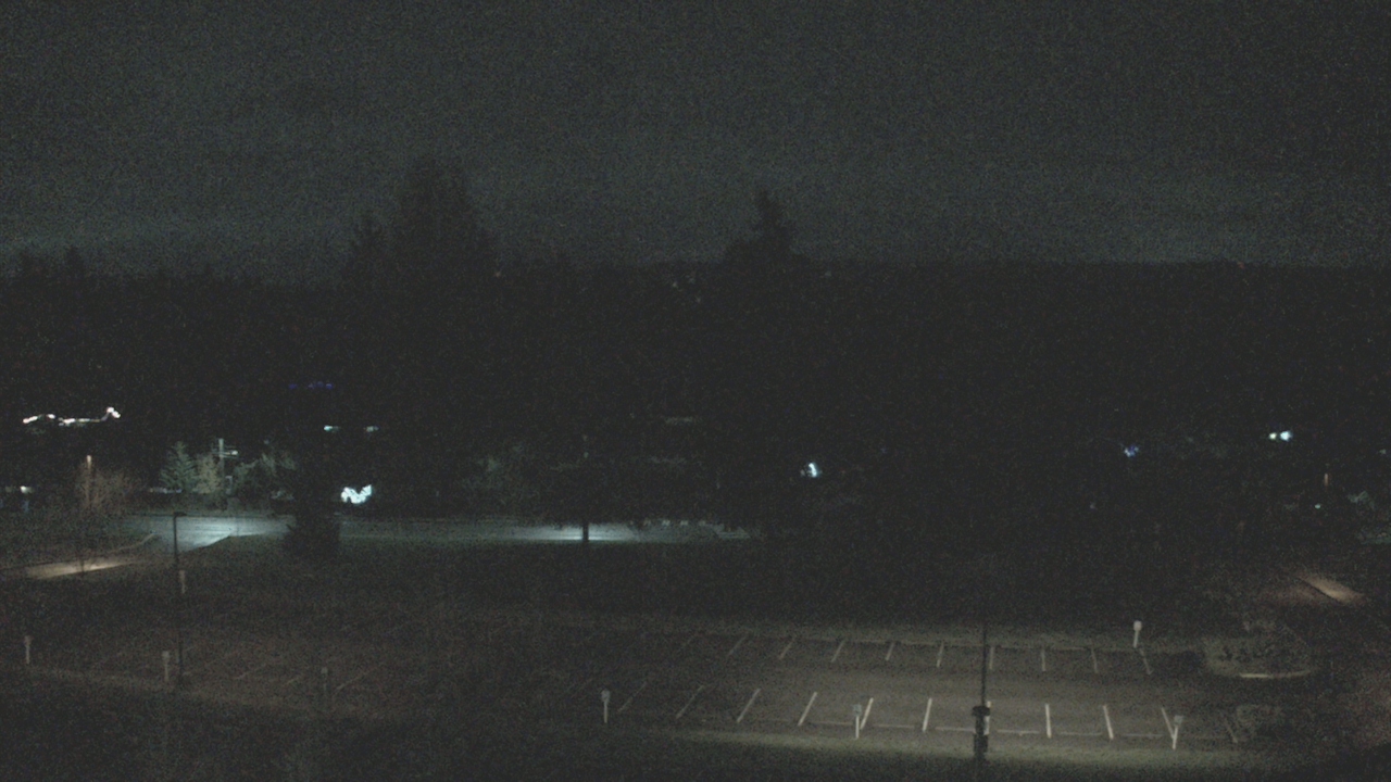 Thumbnail for current weather camera view from Shorecrest HS in Shoreline, Washington