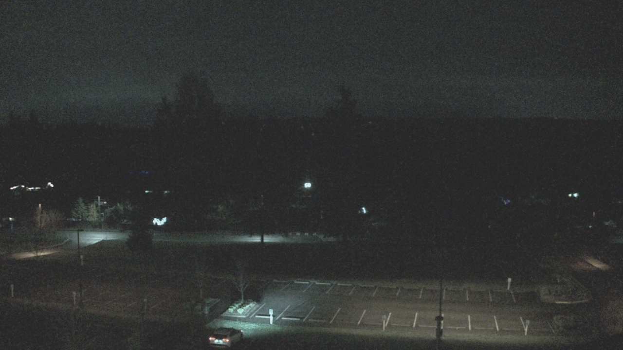 Thumbnail for current weather camera view from Shorecrest HS in Shoreline, Washington