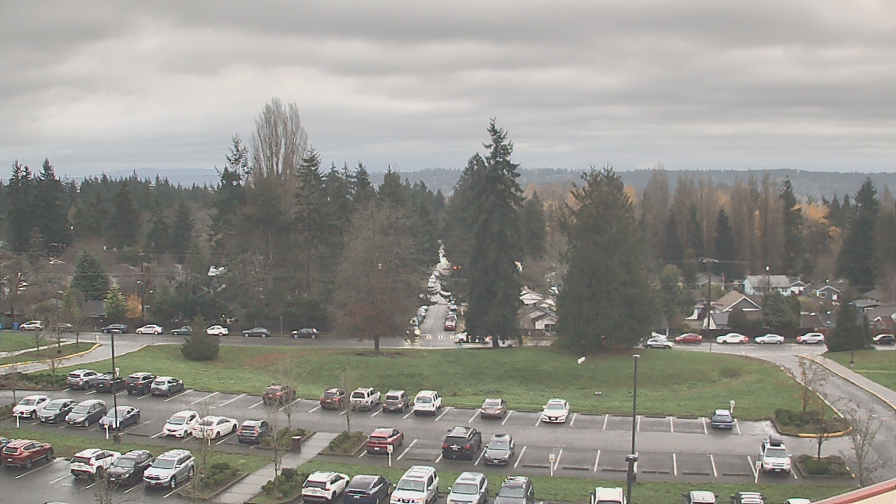 Thumbnail for current weather camera view from Shorecrest HS in Shoreline, Washington