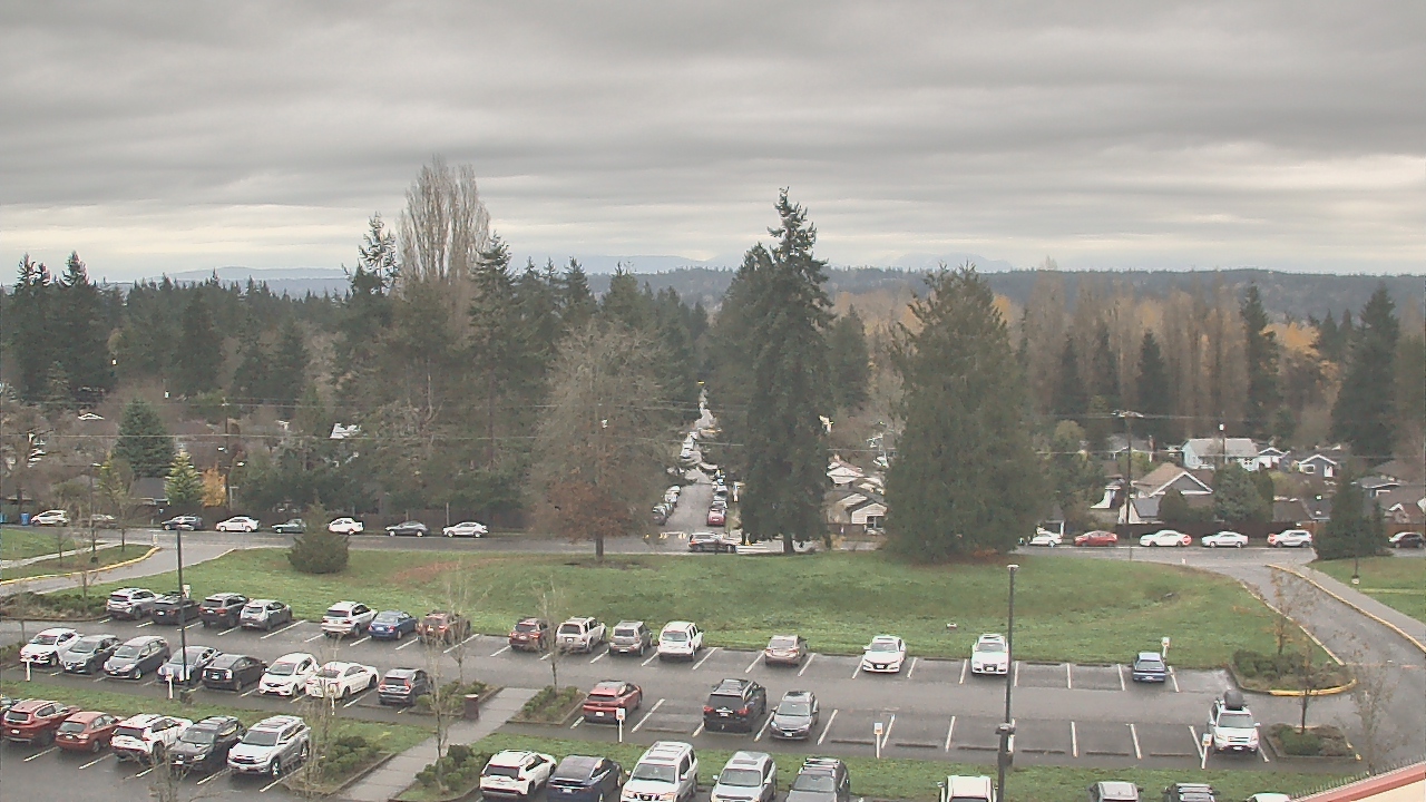 Thumbnail for current weather camera view from Shorecrest HS in Shoreline, Washington