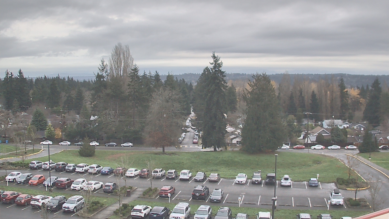 Thumbnail for current weather camera view from Shorecrest HS in Shoreline, Washington