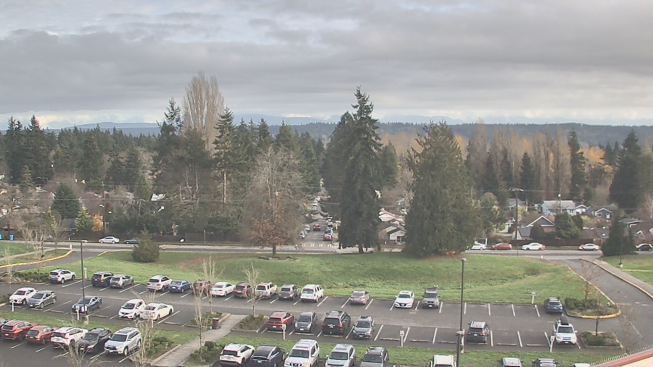 Thumbnail for current weather camera view from Shorecrest HS in Shoreline, Washington