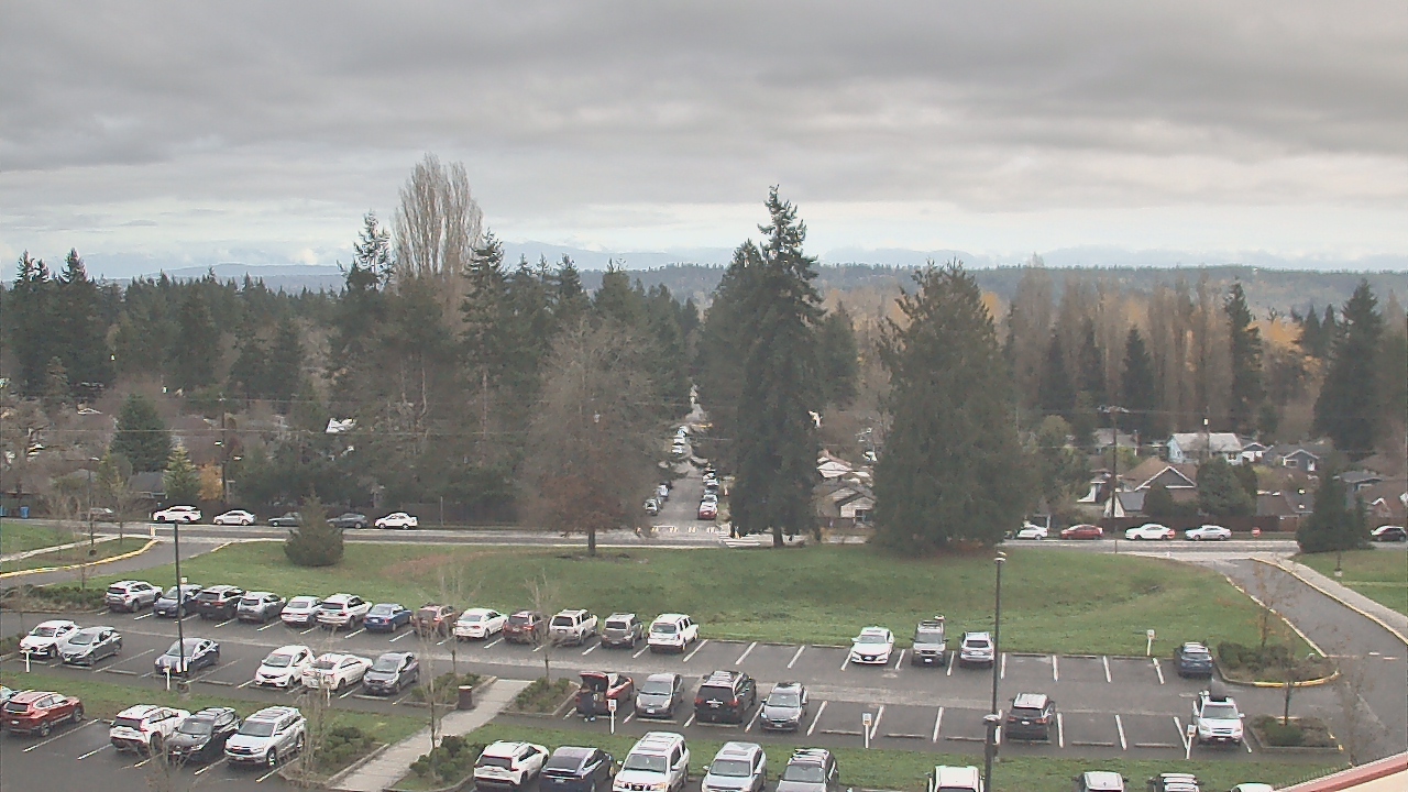 Thumbnail for current weather camera view from Shorecrest HS in Shoreline, Washington