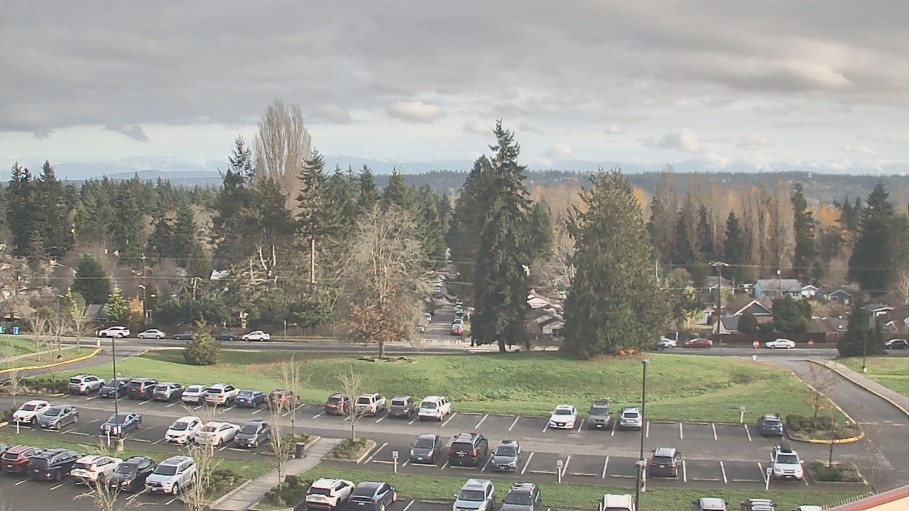Thumbnail for current weather camera view from Shorecrest HS in Shoreline, Washington