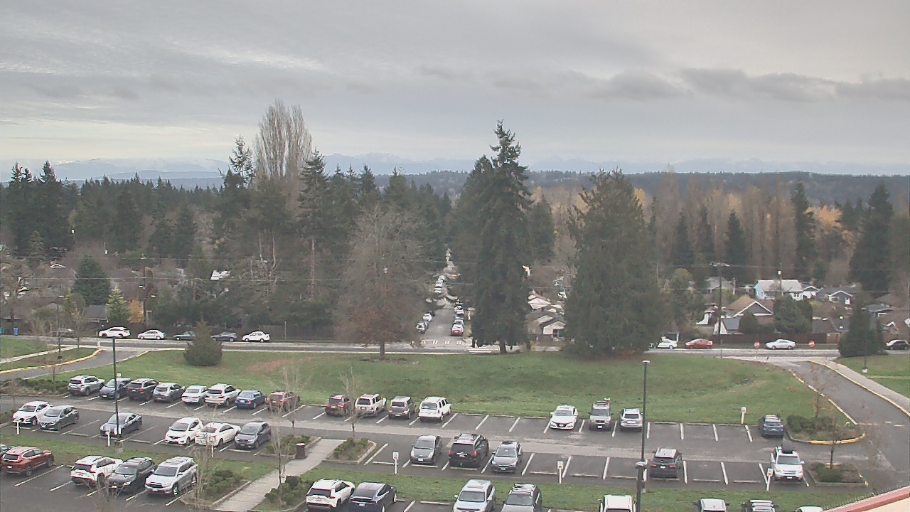 Thumbnail for current weather camera view from Shorecrest HS in Shoreline, Washington