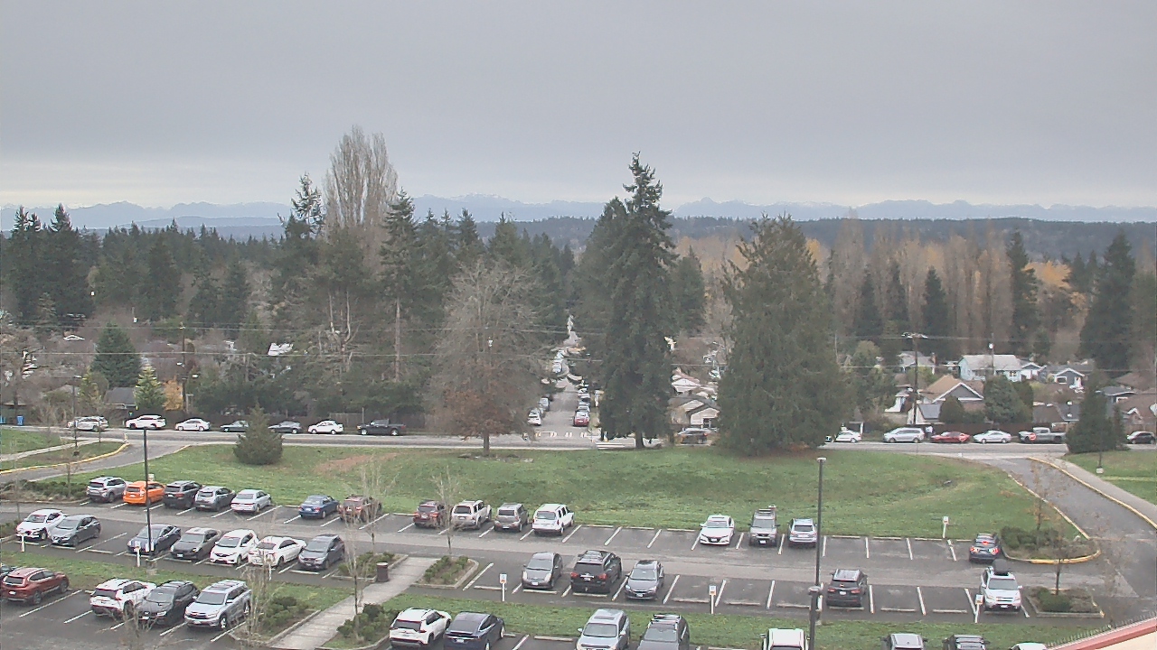 Thumbnail for current weather camera view from Shorecrest HS in Shoreline, Washington