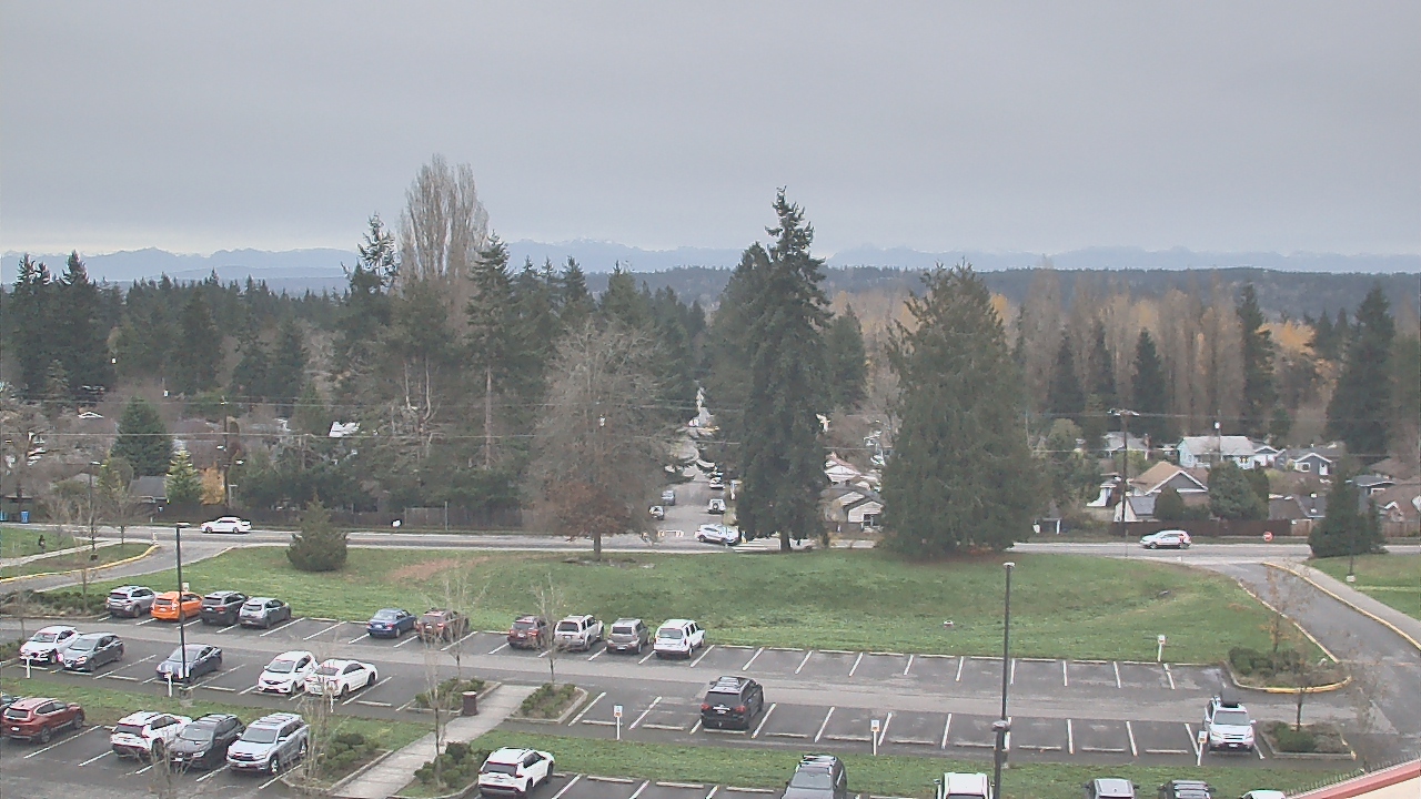 Thumbnail for current weather camera view from Shorecrest HS in Shoreline, Washington