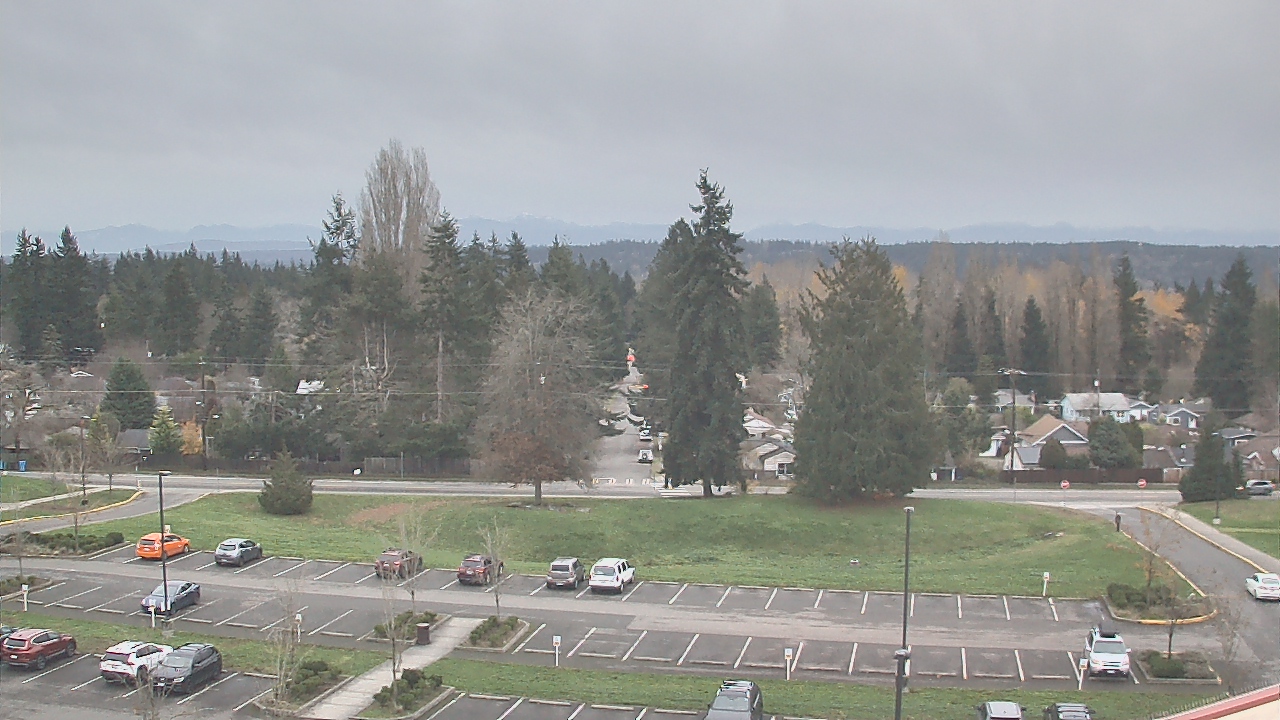 Thumbnail for current weather camera view from Shorecrest HS in Shoreline, Washington