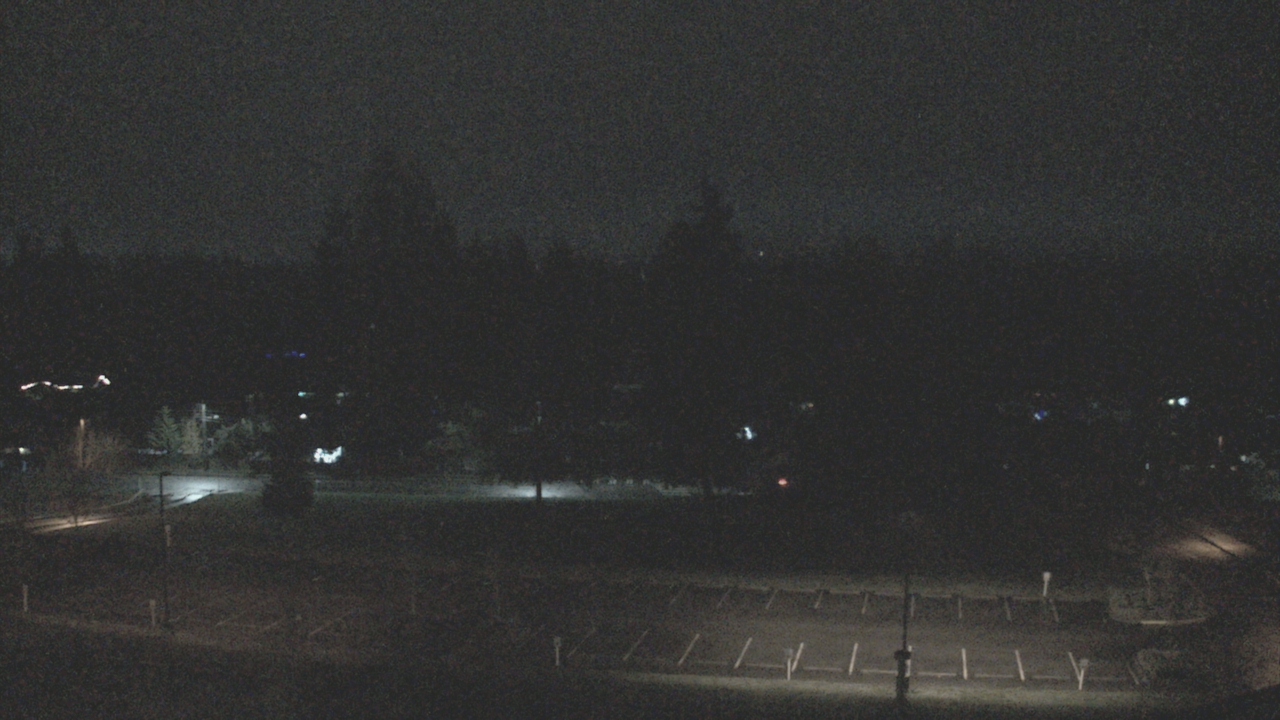 Thumbnail for current weather camera view from Shorecrest HS in Shoreline, Washington