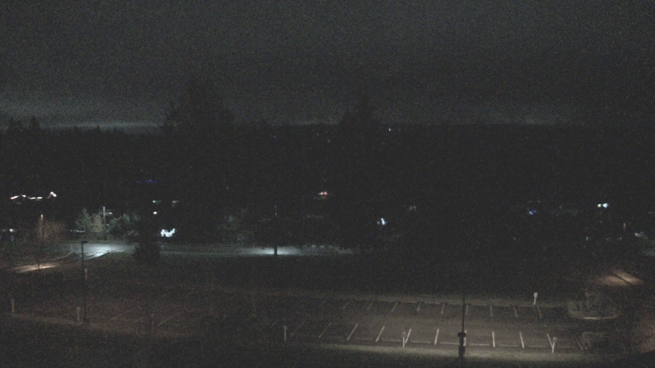 Thumbnail for current weather camera view from Shorecrest HS in Shoreline, Washington
